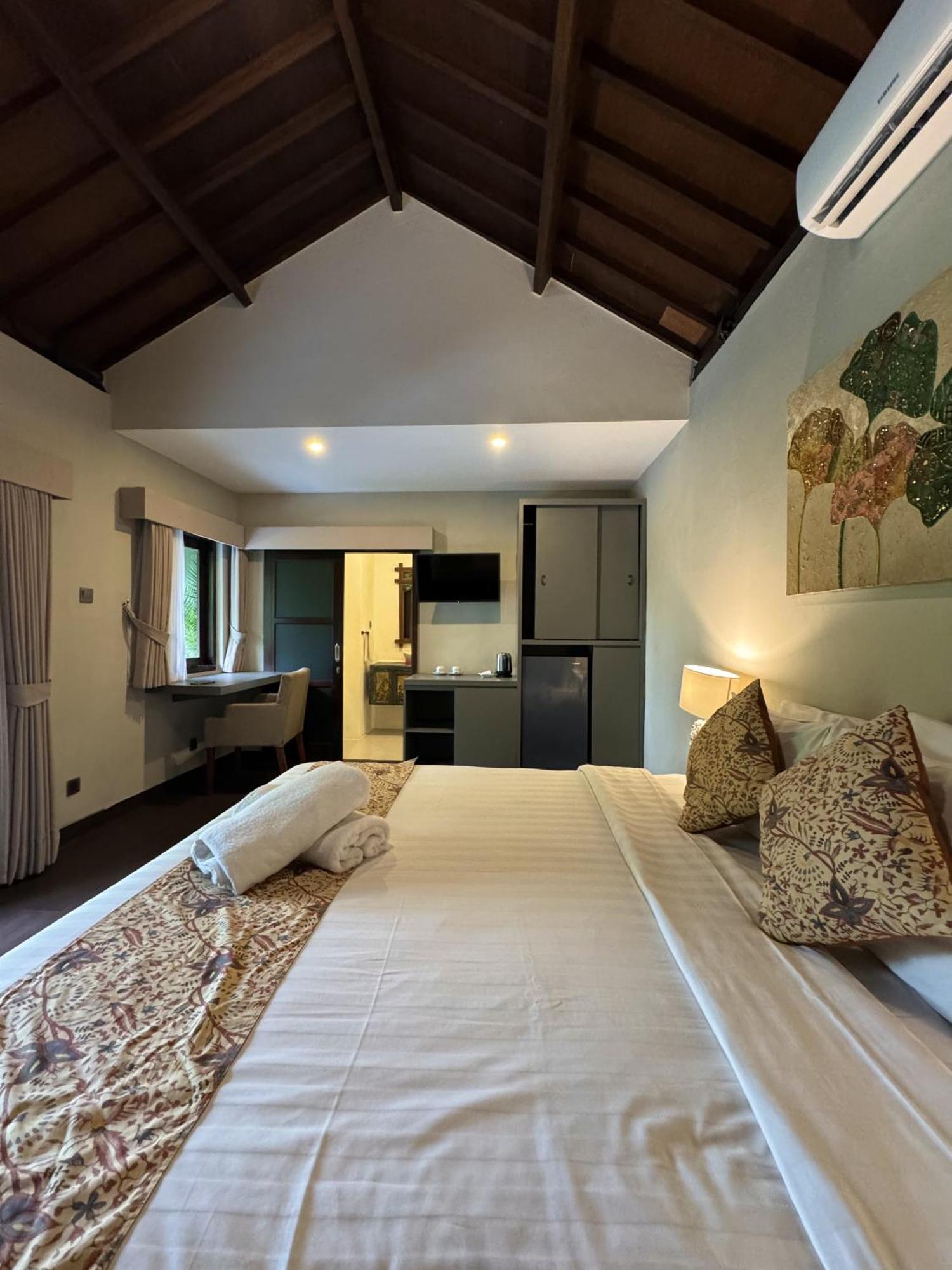 The Lodge Canggu เดนปาซาร์ ภายนอก รูปภาพ